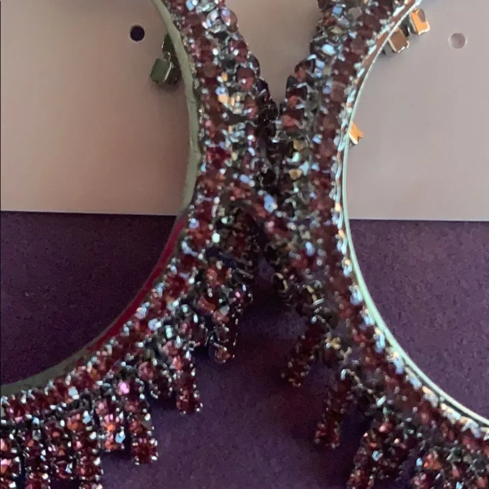 Rhinestone hoop earrings‎